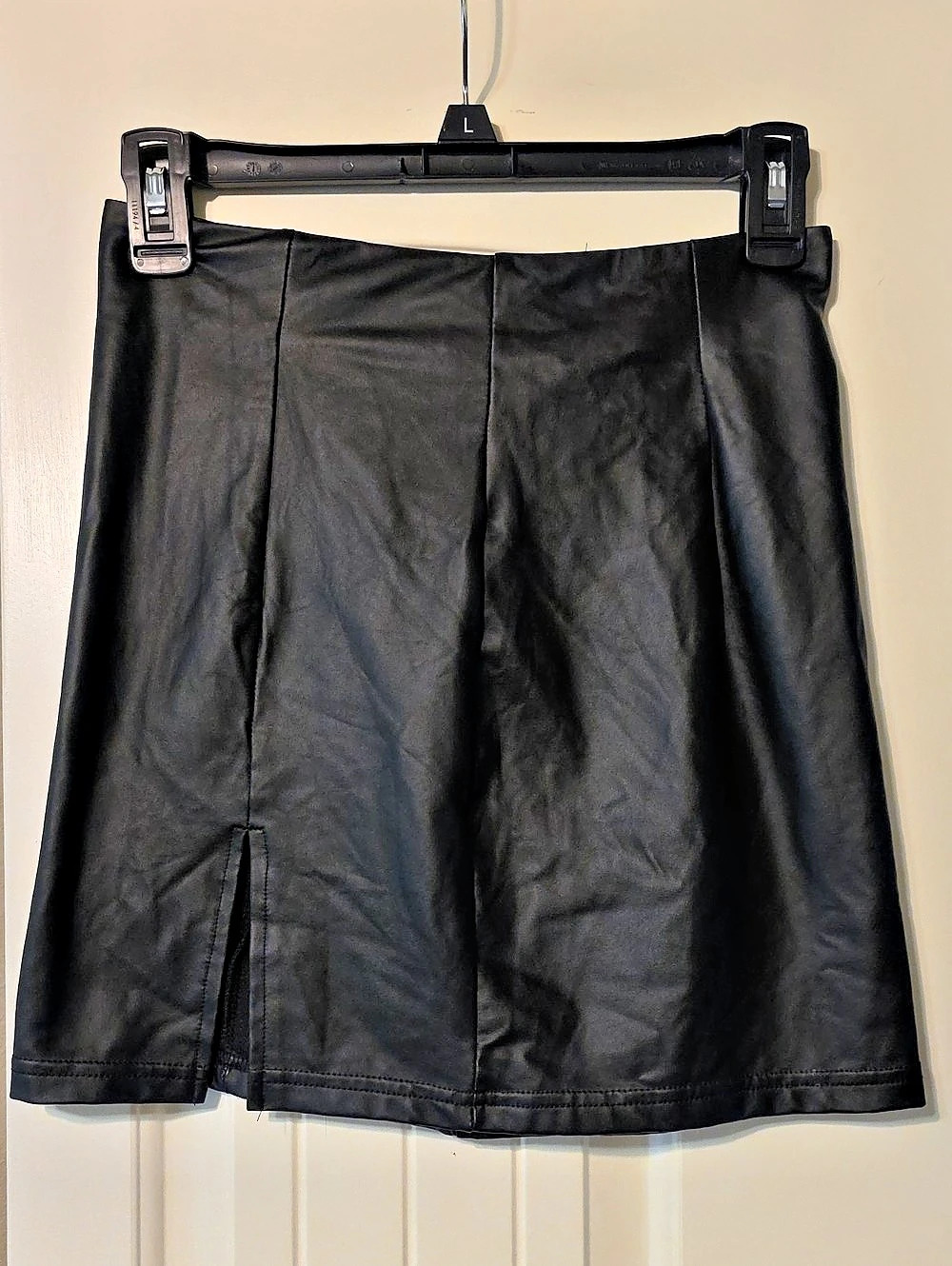 SHEIN Faux Leather Mini Skirt in Black Size XS Like New